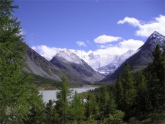 Алтай: Акемское озеро и северный склон г. Белуха