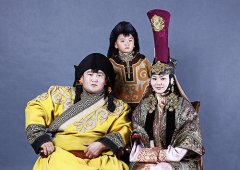 Традиционные монгольские одежда.