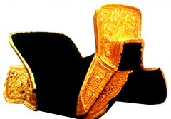 Древнее золотое седло монголов