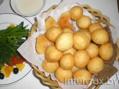Баурсаки - казахское блюдо