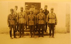 Офицеры 6-й уйгурской кавалерийской дивизии